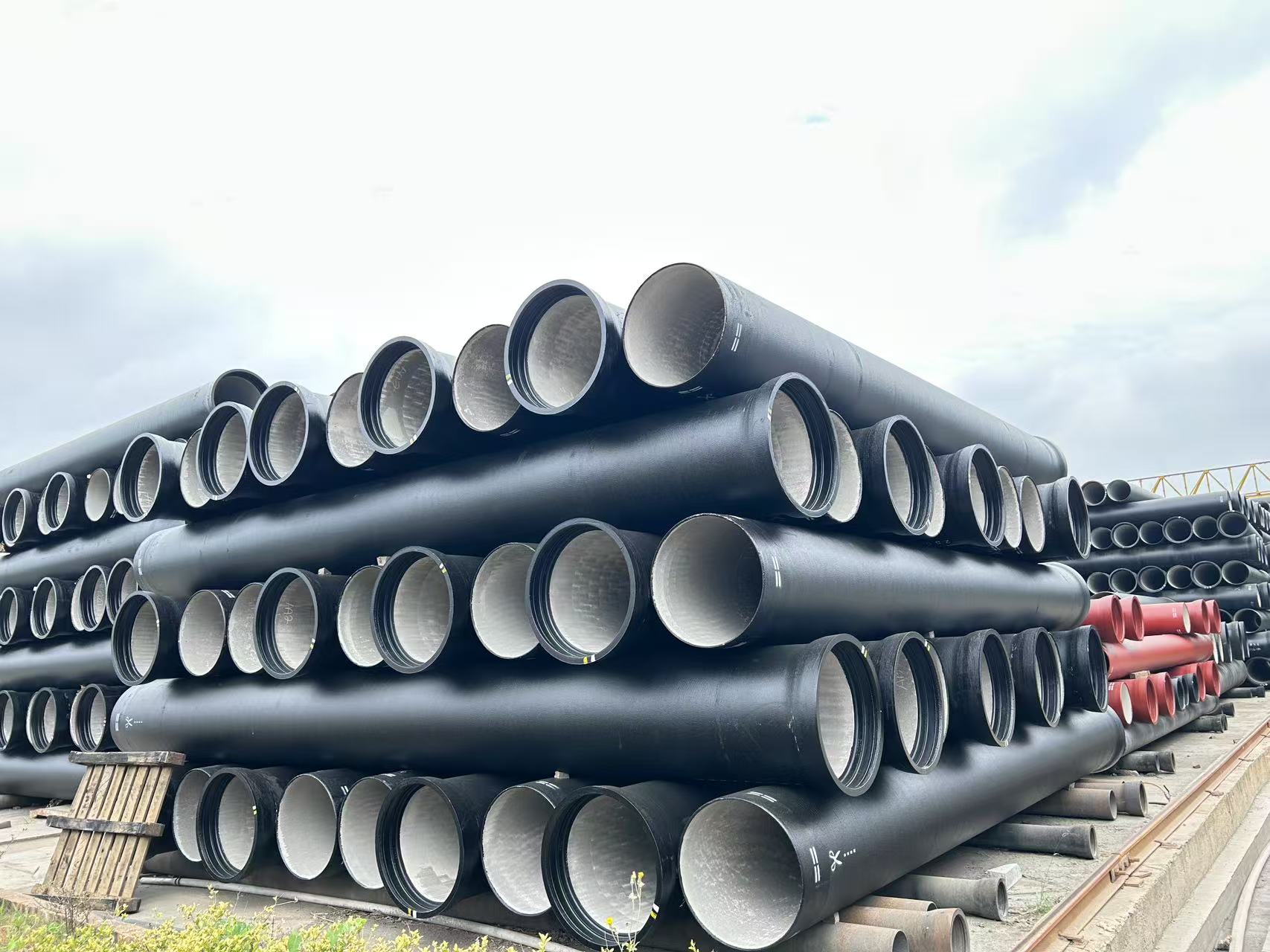 वैश्विक निर्यात के लिए उच्च गुणवत्ता वाले K9 पाइप - प्रतिस्पर्धी कीमतें!